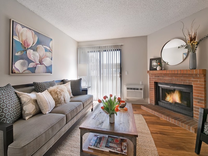 Apartments Englewood