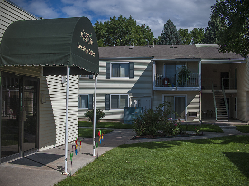 Apartments Englewood
