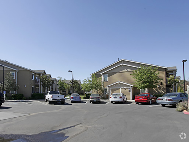 Apartments Dixon