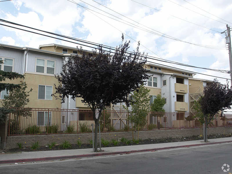 Apartments San Pablo